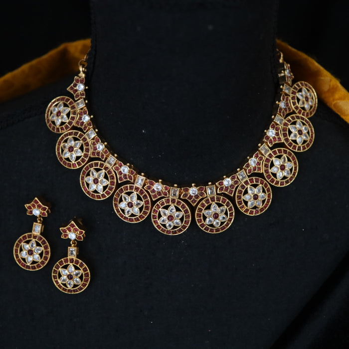 Antique ruby short necklace and earrings 1574