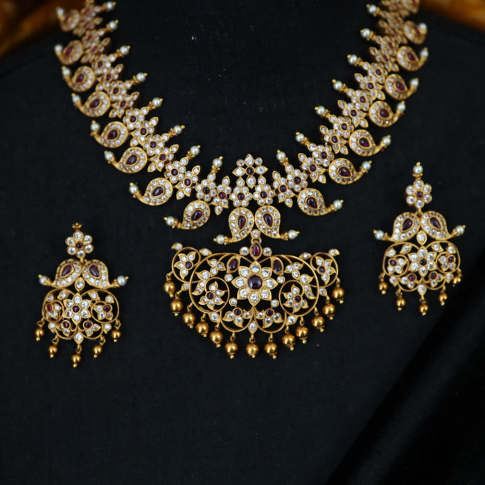 Antique short necklace and earring 1668