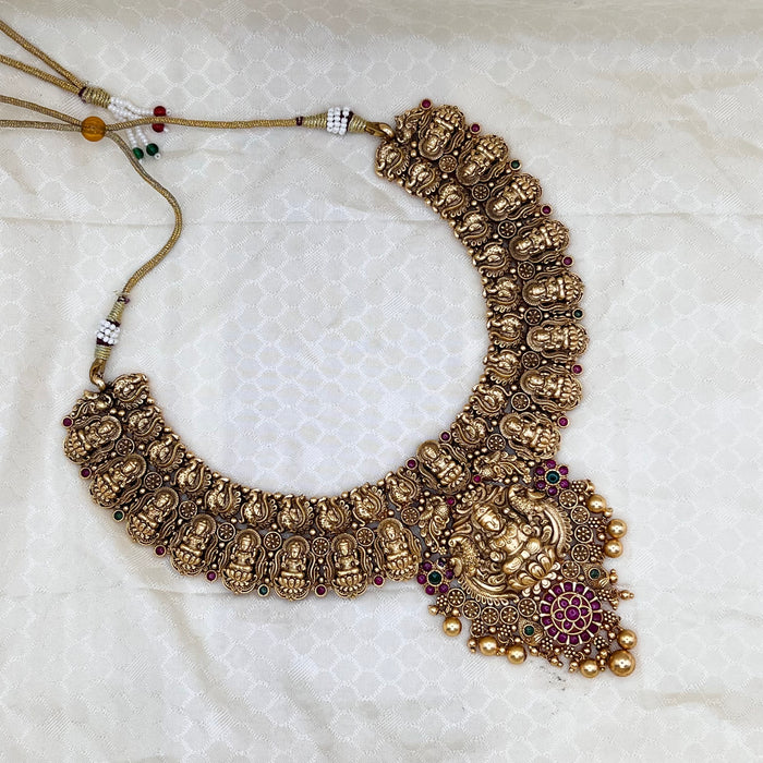 Clearance Antique short necklace