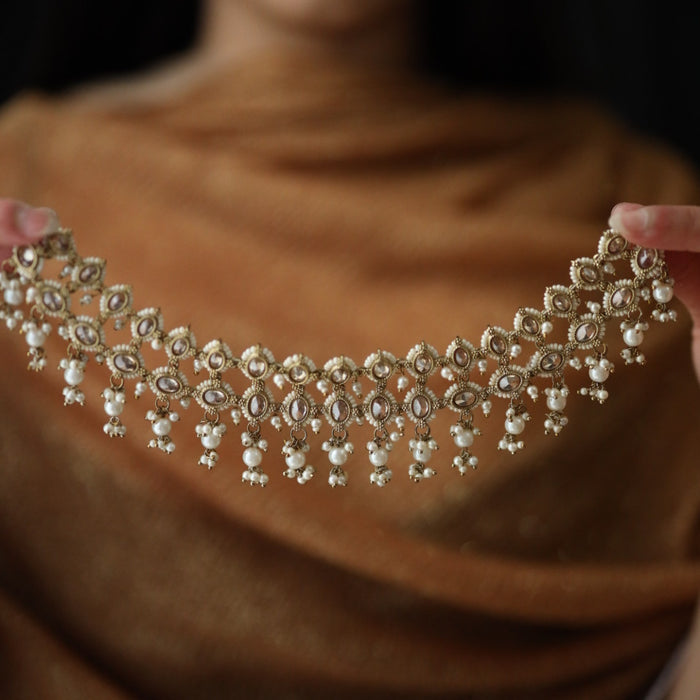 Trendy short necklace with earrings and tikka 1488121