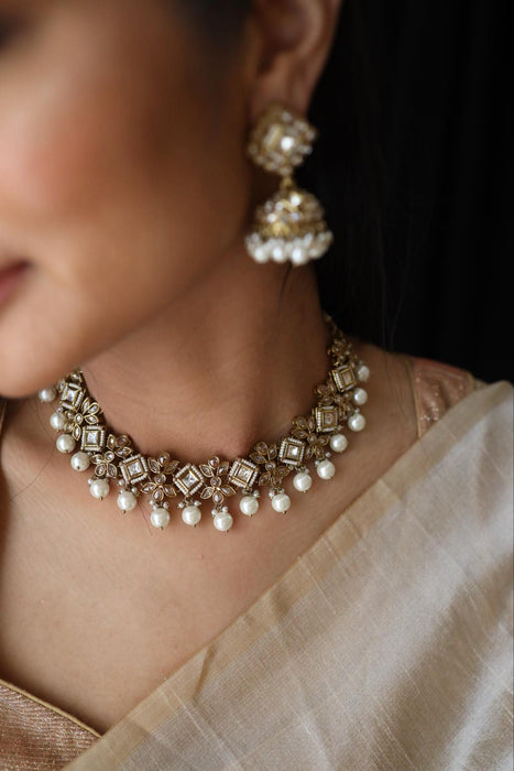 Trendy pearl bead choker necklace with earrings and tikka 1487633