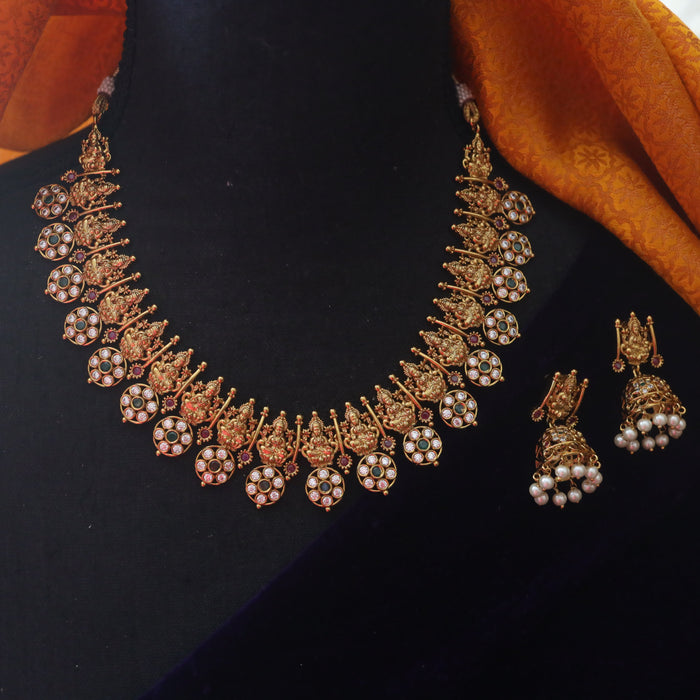 Antique short necklace and earrings 15590