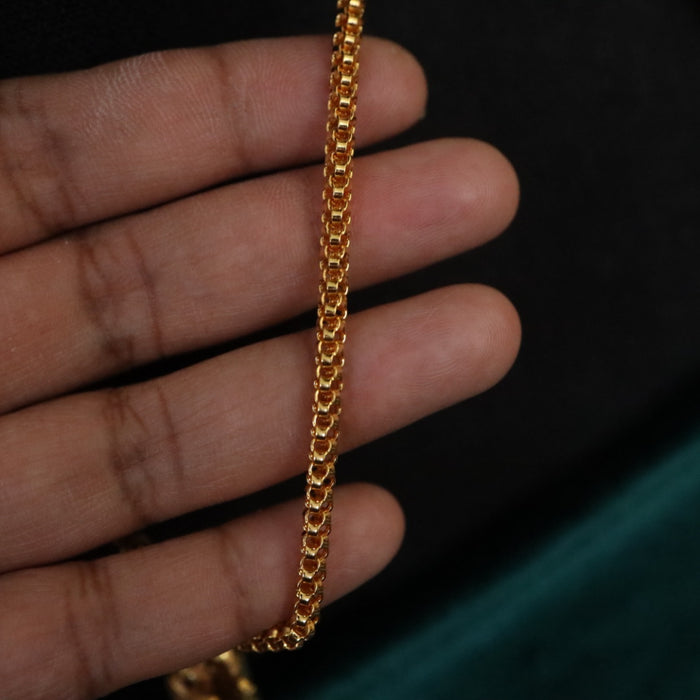 Heritage gold plated long chain with pendant 16425