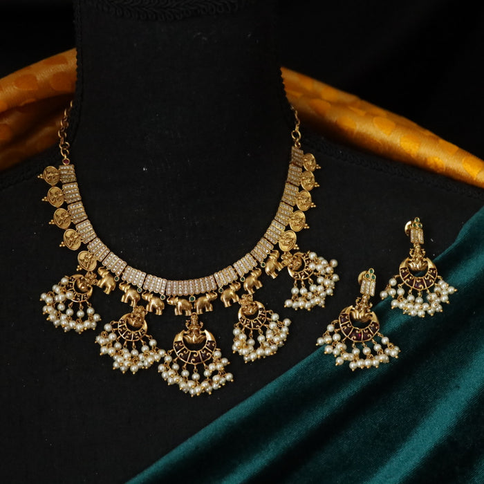 Antique gold short necklace with earrings 17707