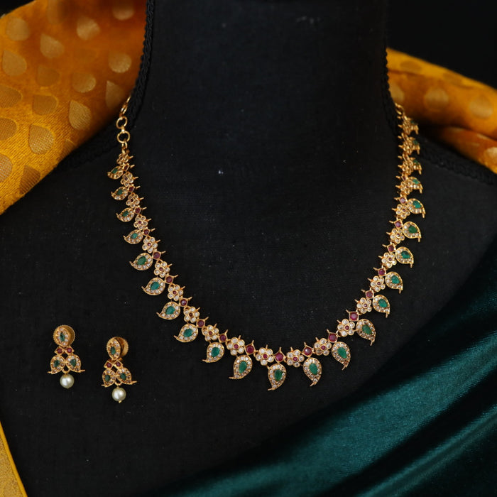 Antique short necklace with earrings 17706
