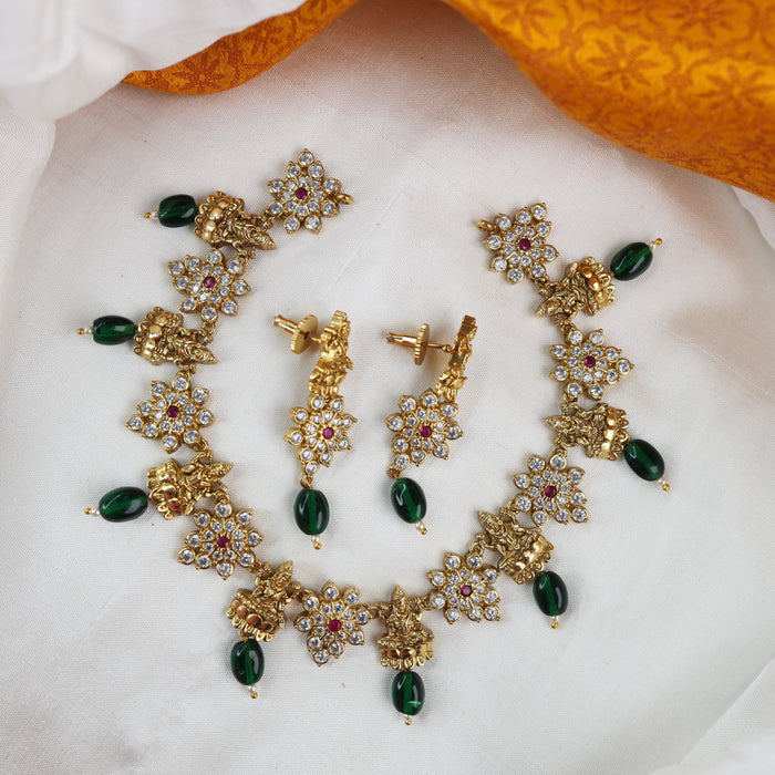 Antique short necklace and earrings 15573