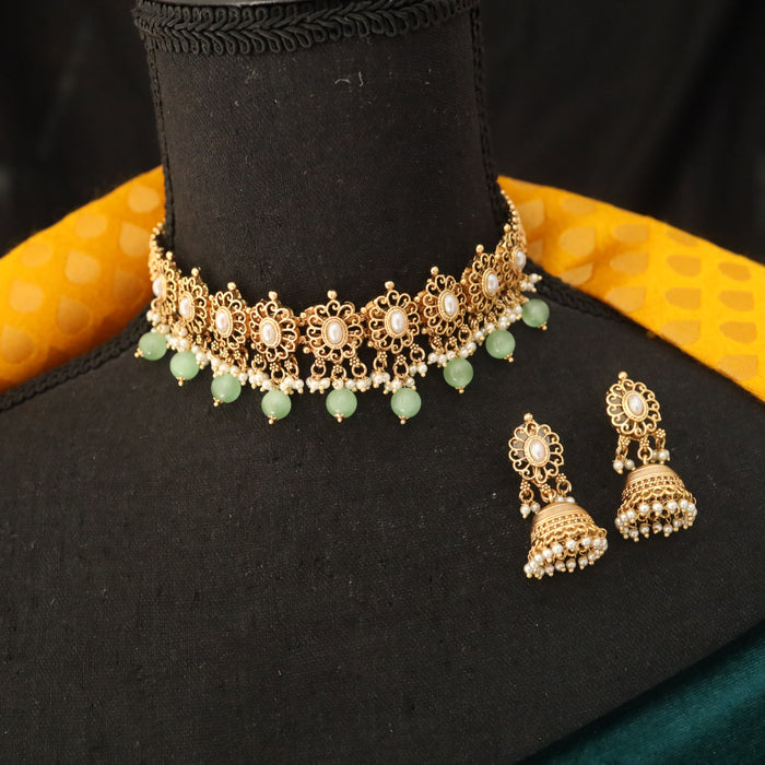 Antique mint bead choker necklace and earrings 14181