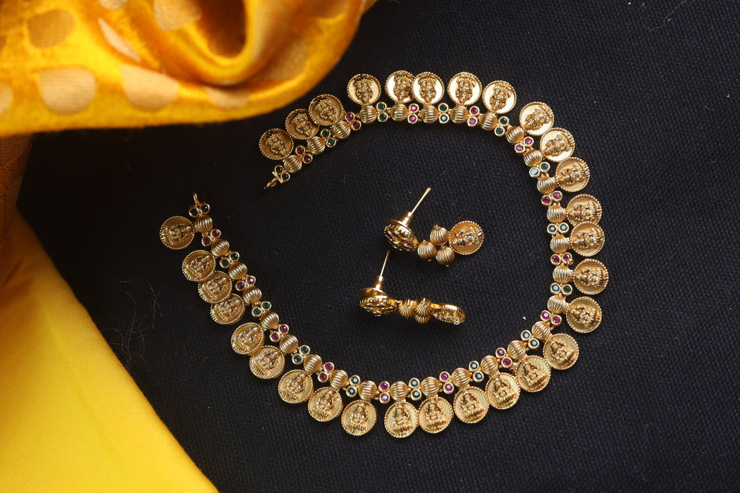 Anttque gold short coin necklace with earrings 14659