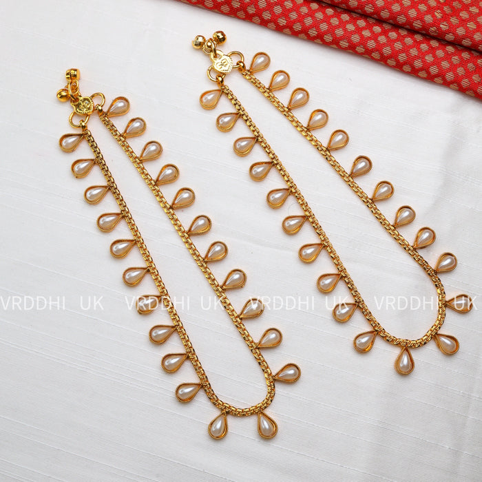 Gold plated traditional anklets / payal  656