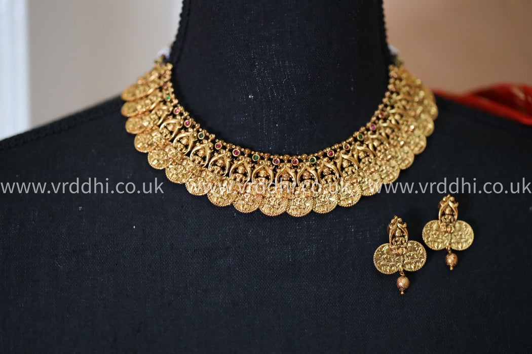 Antique short necklace and earrings 1451