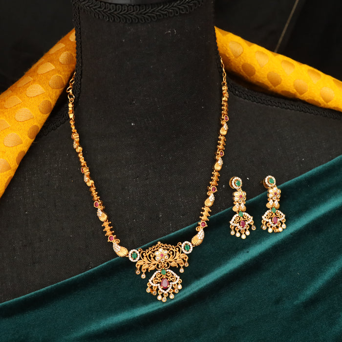 Antique short necklace and earrings 246514