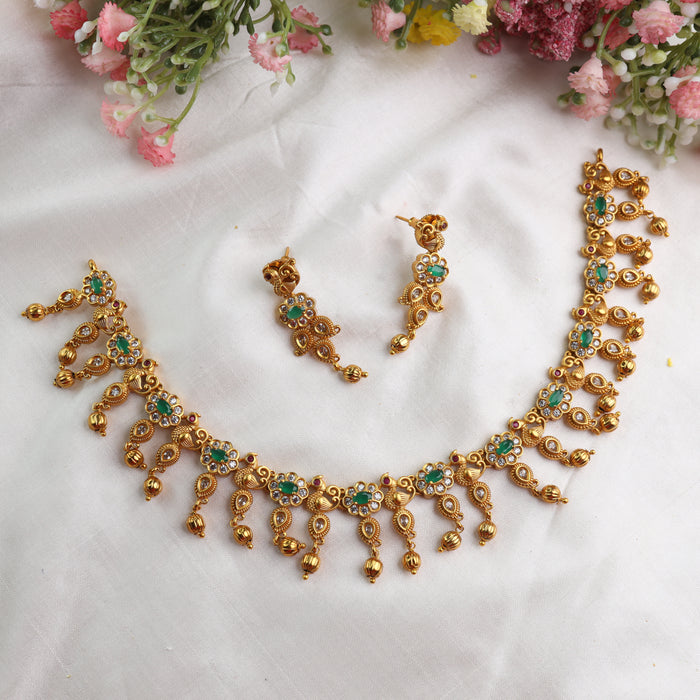 Antique short necklace and earrings  164597