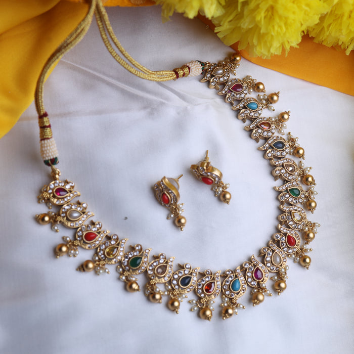 Antique choker necklace and earrings 16920