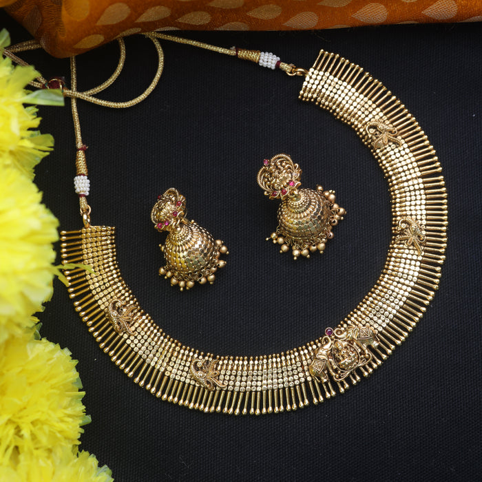 Antique short necklace and earrings 15581