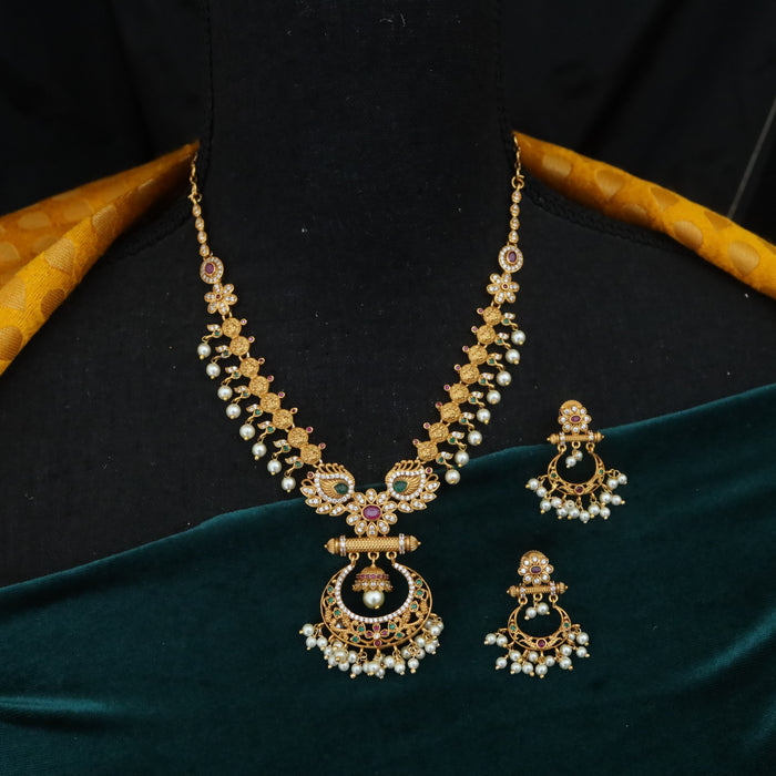 Antique short necklace and earrings 246512
