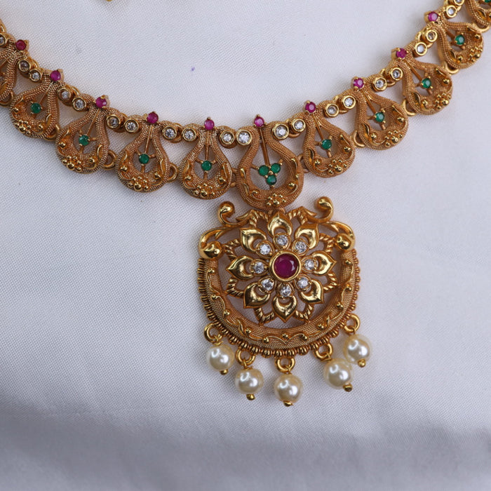 Antique short necklace with earrings 15683