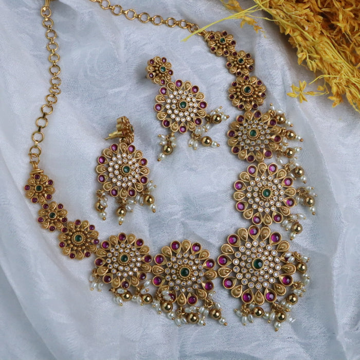 Antique short necklace and earrings 14556