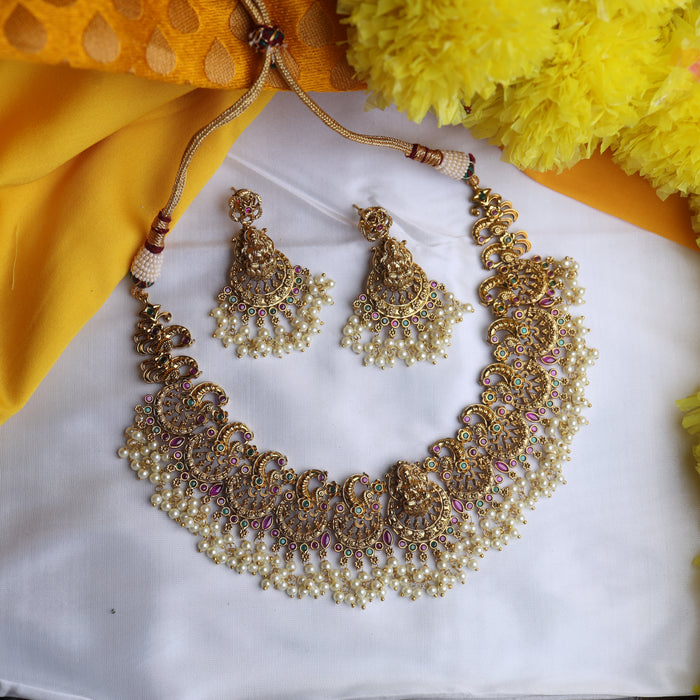 Antique short necklace and earrings 1655