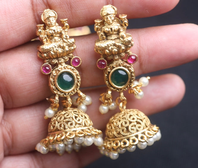 Antique short necklace and earrings 1555