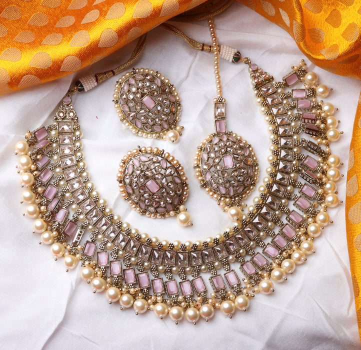 Trendy pink stone choker necklace and earrings 177010