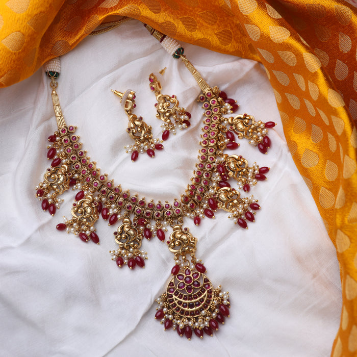 Antique ruby short necklace and earrings 177001