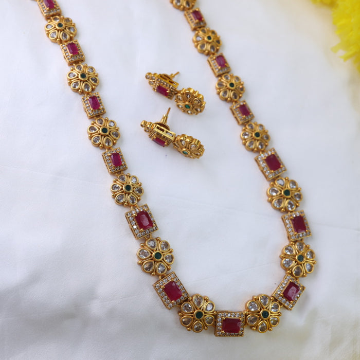 Antique long necklace with earrings15683