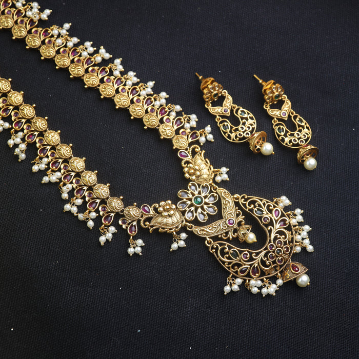 Antique short necklace and earrings 15675