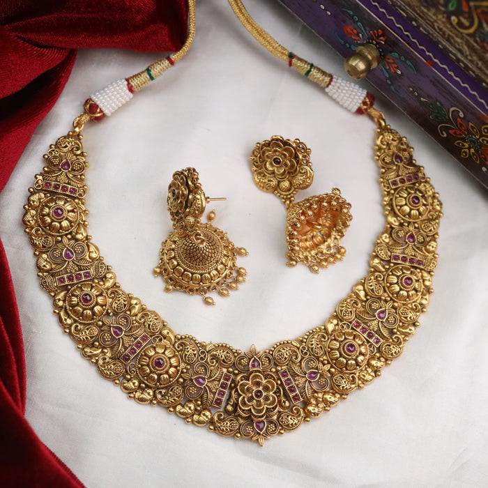 Antique short necklace and earrings 15713