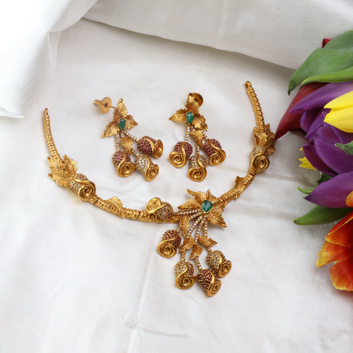 Antique short necklace and earring 15684