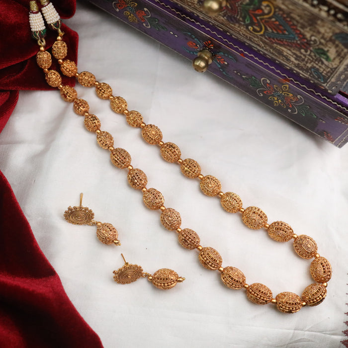 Antique long necklace with earrings 15702