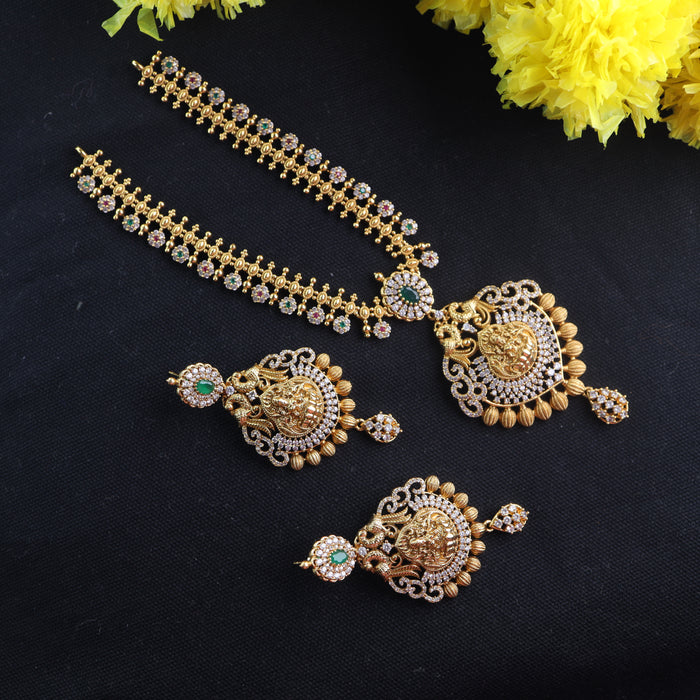 Antique short necklace and earrings  1816