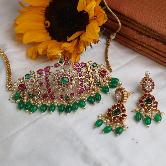 Antique green bead choker necklace and earrings 1457233