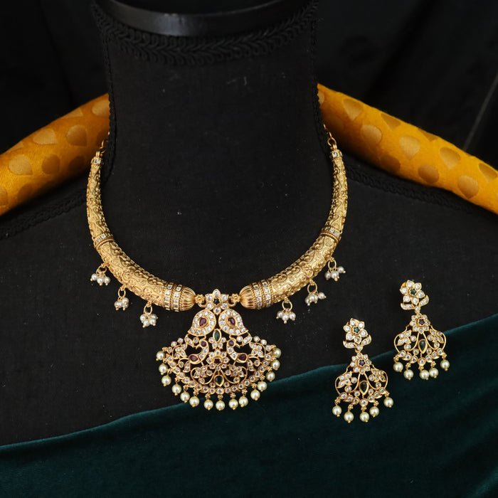 Antique short necklace and earrings 16687