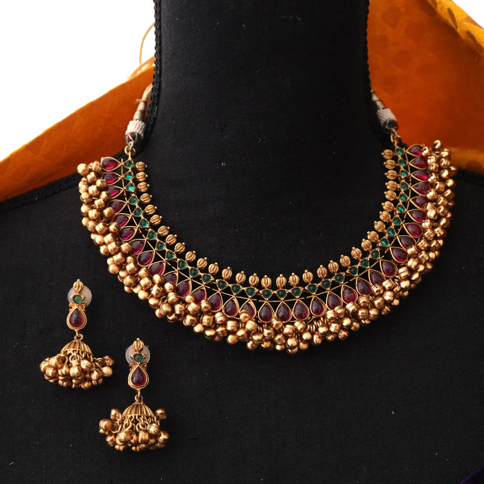 Antique short necklace and earrings 1497