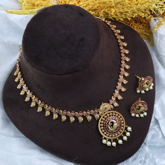 Antique short necklace and earrings 14560