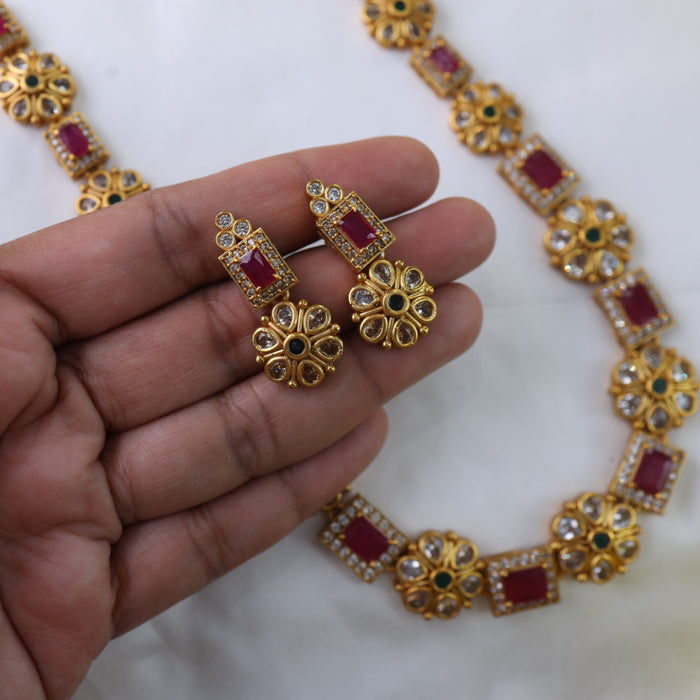 Antique long necklace with earrings15683