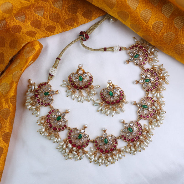 Antique short necklace with earrings