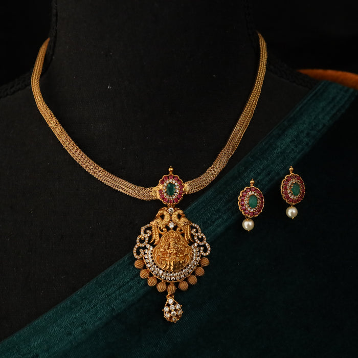 Antique short necklace and earrings 1677