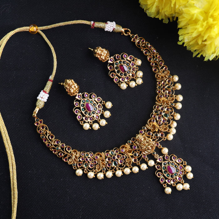 Antique short necklace and earrings 15696
