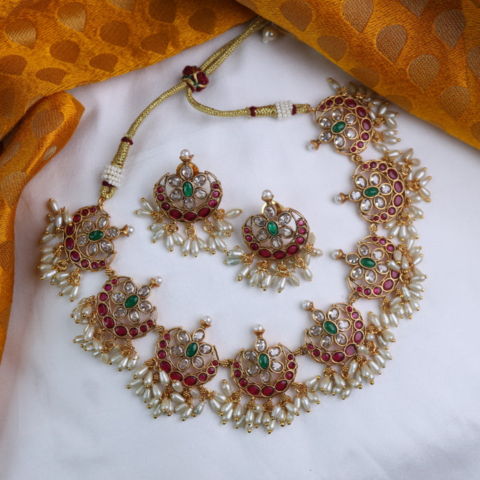 Antique short necklace with earrings