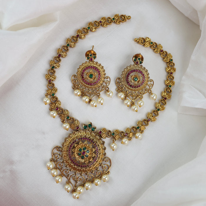 Antique short necklace and earrings 15552